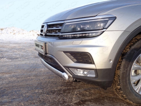 Volkswagen Tiguan 2017- Защита передняя нижняя (овальная короткая) 75х42 мм (Пакет "Offroad")	